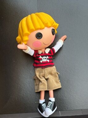 Lalaloopsy Patch Treasurechest doll, a collectible toy based on a pirate theme.